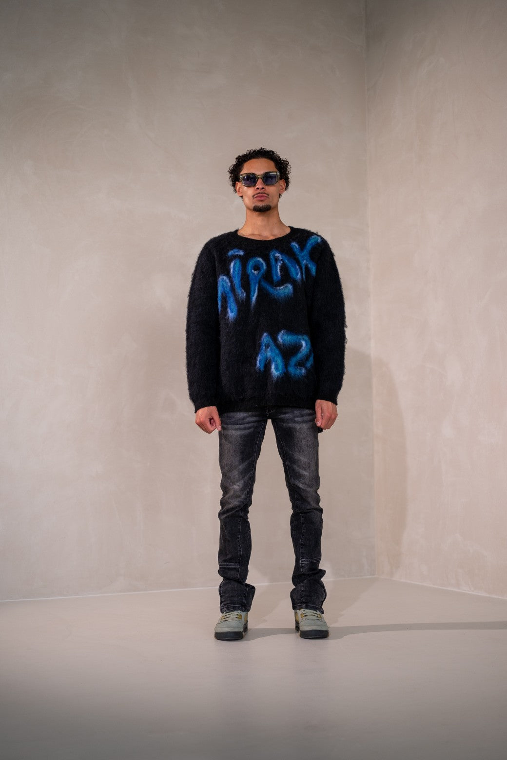 MOHAIR SWEATER BLACK (PRE-ORDER)